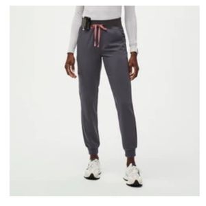 NWT XS charcoal Zamora high waisted joggers - Figs